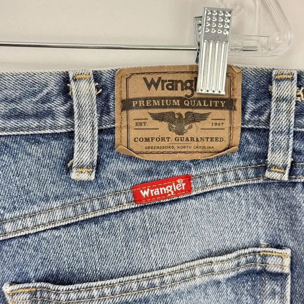 Wrangler Premium Quality Jeans Men 36x34 Blue Denim Straight Leg Cotton Regular